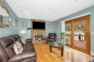 80 Sesame St, Tewksbury, MA 01876 - Photo 10