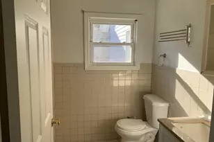 174 Jencks St, Fall River, MA 02723 - Photo 4