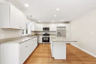 877 Brockton Ave, Abington, MA 02351 - Photo 14