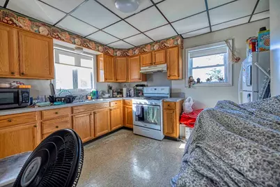 192-196 Snell St, Fall River, MA 02721 - Photo 8