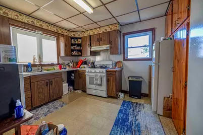 192-196 Snell St, Fall River, MA 02721 - Photo 4