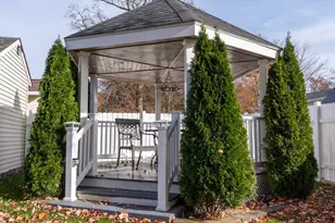 81 Dixon Rd, Brockton, MA 02302 - Photo 18