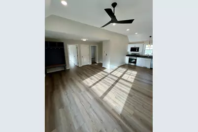 265 Dunstable Rd #C, Tyngsborough, MA 01879 - Photo 4