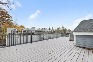 845 Lagrange St, Boston, MA 02132 - Photo 16