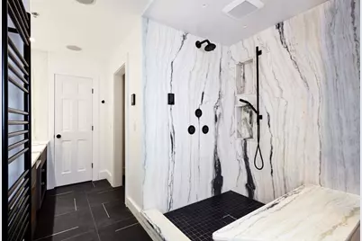 234 Causeway St #913/813, Boston, MA 02114 - Photo 4