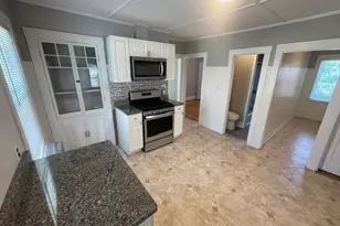 86 Margin St, Haverhill, MA 01832 - Photo 16