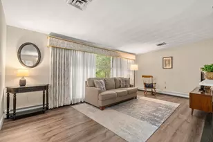 14 Corrine Dr, Framingham, MA 01701 - Photo 2