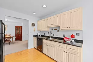 92 Cliffside Dr, Plymouth, MA 02360 - Photo 8