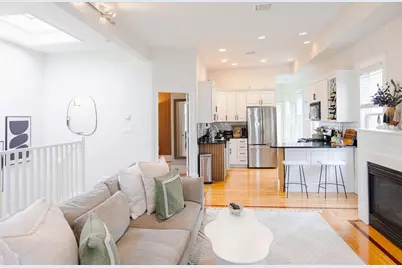 663 E 7th #3, Boston, MA 02127 - Photo 6