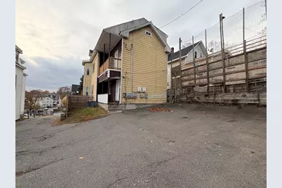12 King St, Worcester, MA 01610 - Photo 32