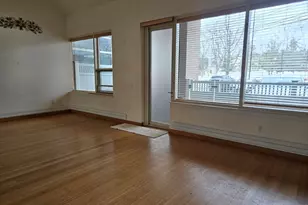 290 Pleasant St, Watertown, MA 02471 - Photo 6