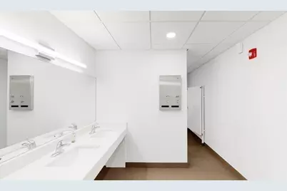 88 Broad St #10, Boston, MA 02110 - Photo 28