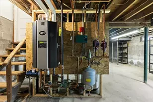 1496 Riverside Ave, Somerset, MA 02726 - Photo 34