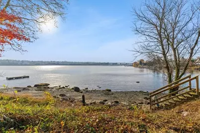 1496 Riverside Ave, Somerset, MA 02726 - Photo 12