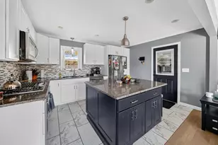 211 Lowell St, New Bedford, MA 02745 - Photo 8