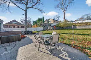 211 Lowell St, New Bedford, MA 02745 - Photo 32