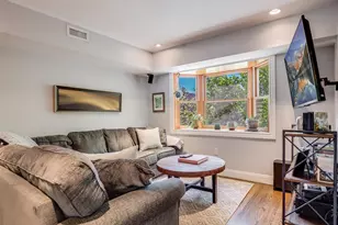 154 W 3rd St, Boston, MA 02127 - Photo 6