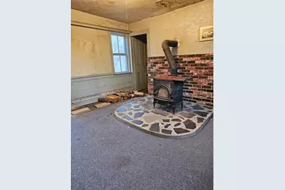 555 Highland Ave, Phillipston, MA 01331 - Photo 8