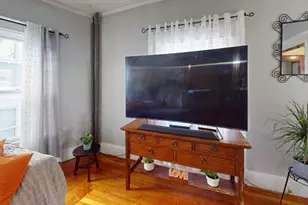 19 Mt Ida Rd, Boston, MA 02122 - Photo 6