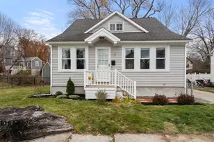 7 King St, Maynard, MA 01754 - Photo 2