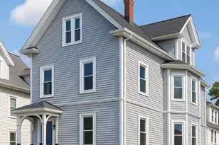 21 Brimblecom St, Lynn, MA 01902 - Photo 2