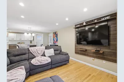 105 Ferry Rd #105, Haverhill, MA 01835 - Photo 2