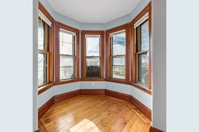 16 Pleasant St, Wakefield, MA 01880 - Photo 4