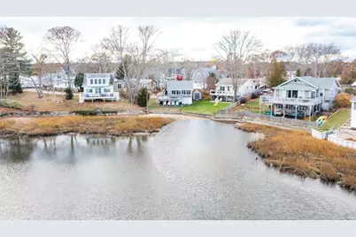 4 Ross Ave, Wareham, MA 02571 - Photo 10