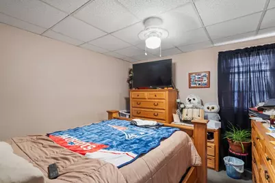 172 Earle St, Fall River, MA 02723 - Photo 18