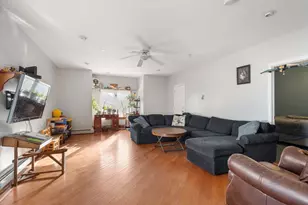 172 Earle St, Fall River, MA 02723 - Photo 8