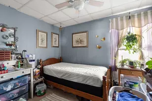 172 Earle St, Fall River, MA 02723 - Photo 24