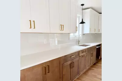 580 Broad St #2, Bridgewater, MA 02324 - Photo 6