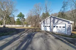 629 Grafton St, Shrewsbury, MA 01545 - Photo 28