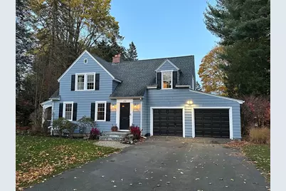 179 Central Park Dr, Holyoke, MA 01040 - Photo 2