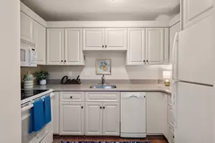 100 Parks St, Duxbury, MA 02332 - Photo 8