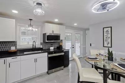 211 Glenoak Drive, Springfield, MA 01129 - Photo 12