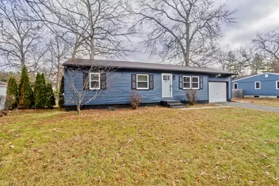 211 Glenoak Drive, Springfield, MA 01129 - Photo 2