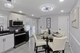 211 Glenoak Dr, Springfield, MA 01129 - Photo 10