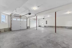 120 S St E, Raynham, MA 02767 - Photo 30