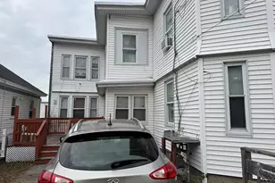 16 Sargent St, Lawrence, MA 01841 - Photo 2