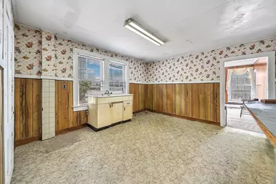 5 W Union St, East Bridgewater, MA 02333 - Photo 14