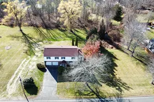 21 Fred Jackson, Southwick, MA 01077 - Photo 30