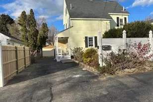 633 Plantation St, Worcester, MA 01605 - Photo 2