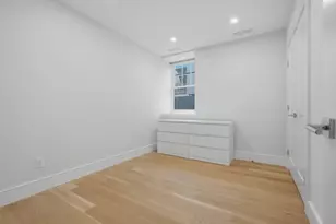 38 Englewood Ave, Boston, MA 02135 - Photo 16