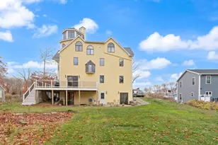 20 Calder St, Gloucester, MA 01930 - Photo 26