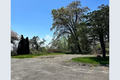 308 Maple St, Springfield, MA 01101 - Photo 2