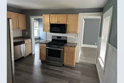 581 Lakeview Ave #2, Lowell, MA 01850 - Photo 1
