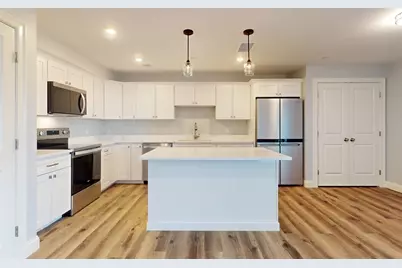 610 Salem Street #408, Wakefield, MA 01880 - Photo 2