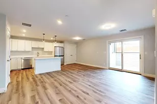 610 Salem St, Wakefield, MA 01880 - Photo 10