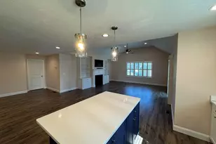 4 Sarahbeth Ln, Rochester, MA 02770 - Photo 1